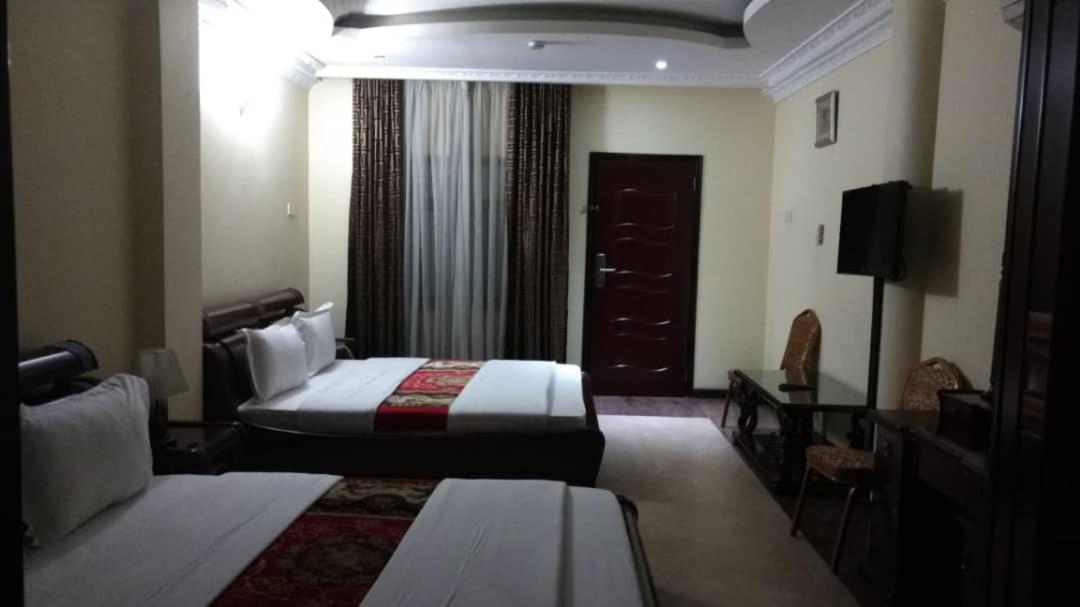 Biraj International Hotel Kampala Luaran gambar